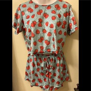 Shirt and shorts sleepwear, Personal Identity, Strawberry on blue, sz M